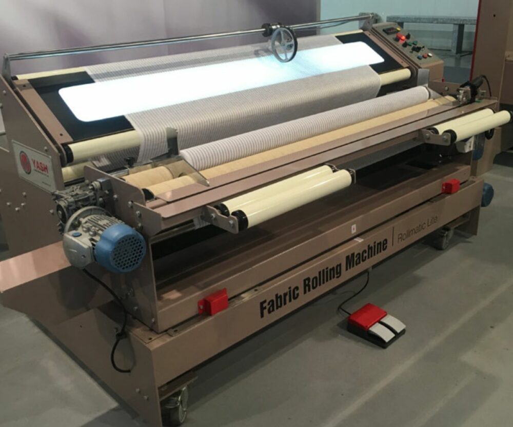 Fabric Rewinding Machine